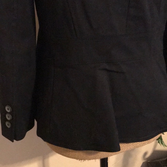 The Limited 2 Button Blazer - Picture 5 of 7